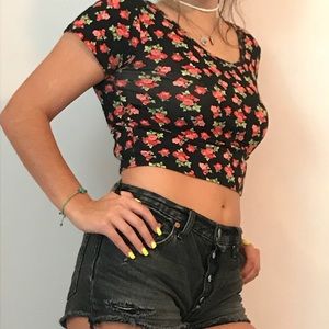 Black floral crop top